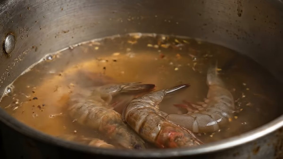 Aquí se cocina con los ojos, no con el cronómetro: fotograma del vídeo de El Cuchinero
